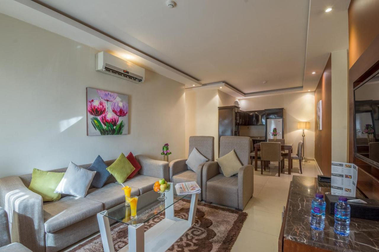 Al Muhaidb Jarir - Al Malaz Riyadh Luaran gambar